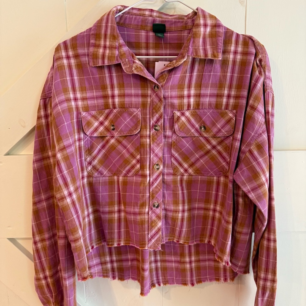 Wild Fable Women's Long Sleeve Cropped Button-Down Shirt Pink Plaid Small‎ NWT